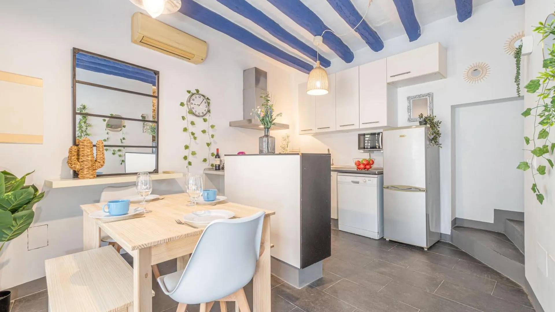 Can Quico-Casa Con Encanto En El Centro, Junto A La Bahia, Parking Publico Proximo Rosas